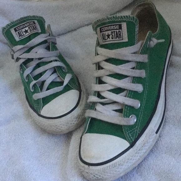 Green Converse - Picture 1 of 4
